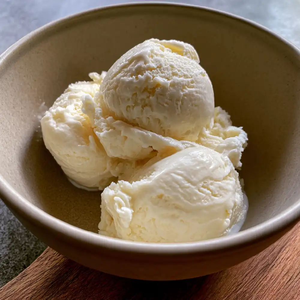 Lemon Coconut Ice Cream for Pool Days 2 Lemon Coconut Ice Cream 3 compressed - Danyrecipes